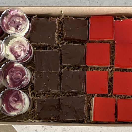 Slices & Dessert Box